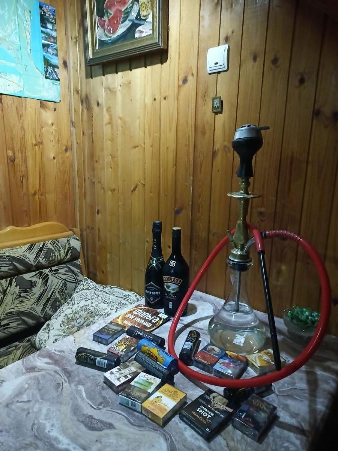 Мир Otchamtchiré Extérieur photo